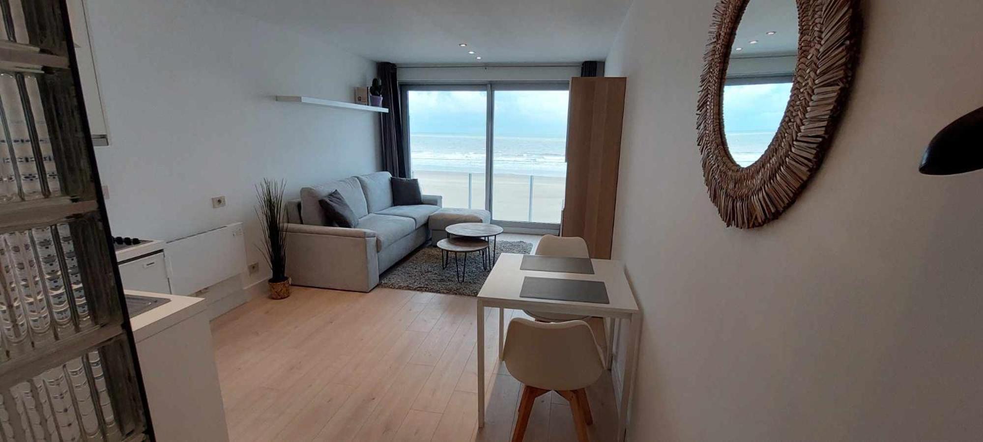Studio Met Frontaal Zeezicht Middelkerke Luaran gambar